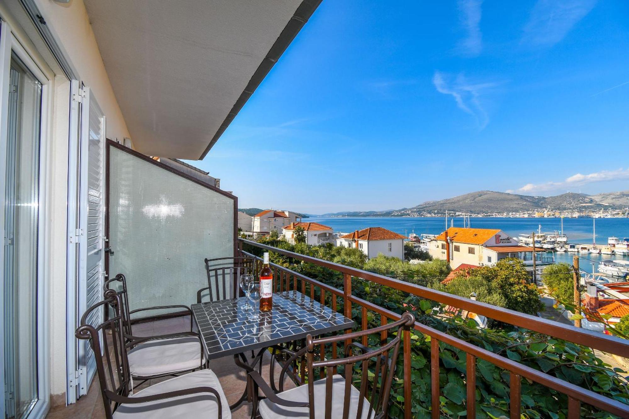 Apartment Mara Trogir Exterior foto